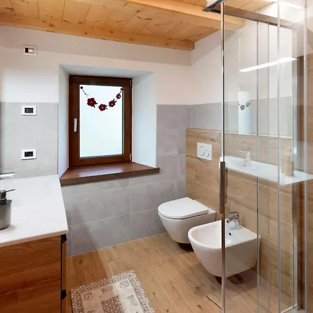 La Casa Di Bryan 아파트 Piaia (San Tomaso Agordino, Belluno)