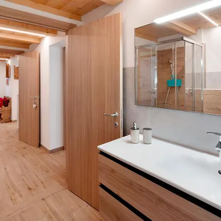 La Casa Di Bryan * Piaia (San Tomaso Agordino, Belluno)
